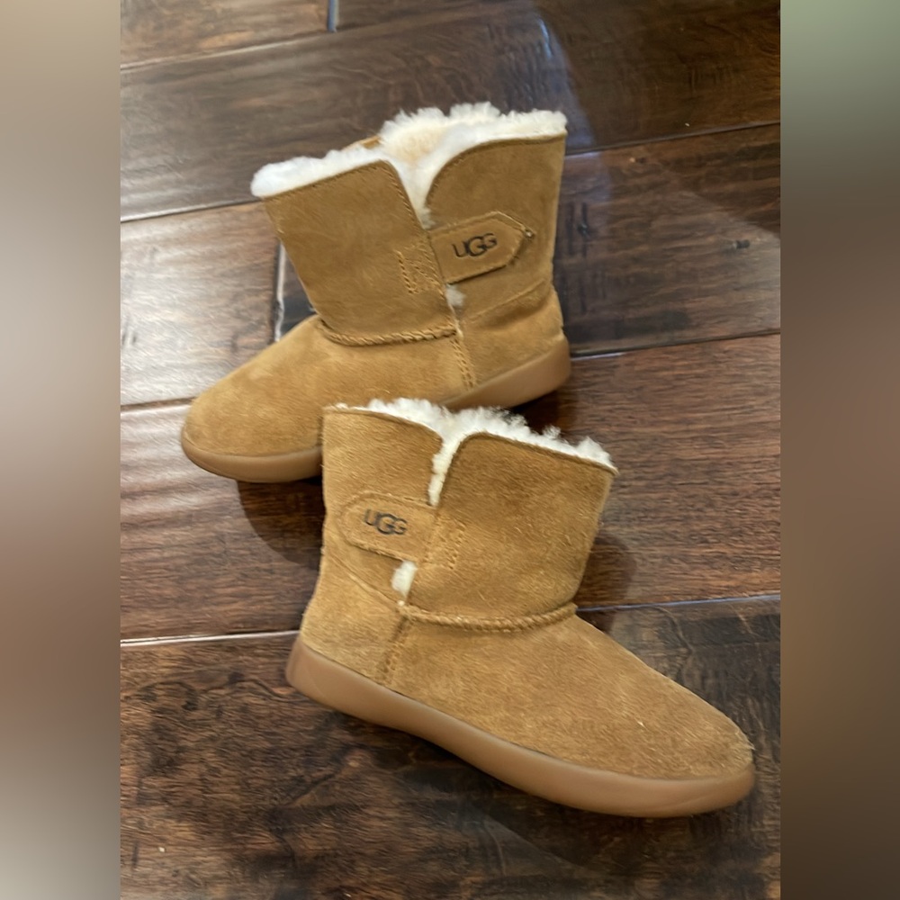 UGG Keelan II toddler boots